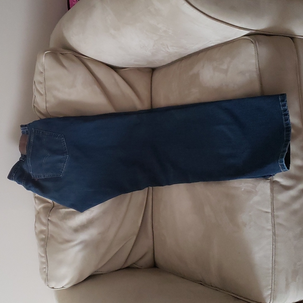 LIKE NEW Men's Levi's Jeans 38×32